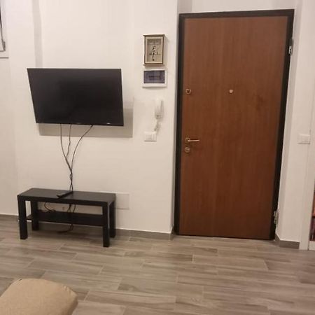 Casa Roma Apartment Piacenza Ngoại thất bức ảnh