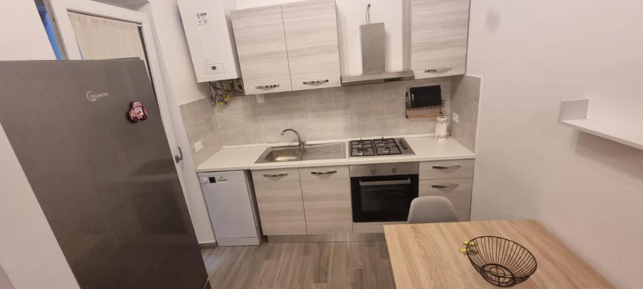 Casa Roma Apartment Piacenza Ngoại thất bức ảnh