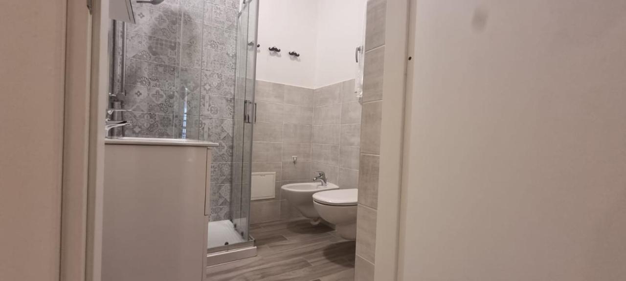 Casa Roma Apartment Piacenza Ngoại thất bức ảnh